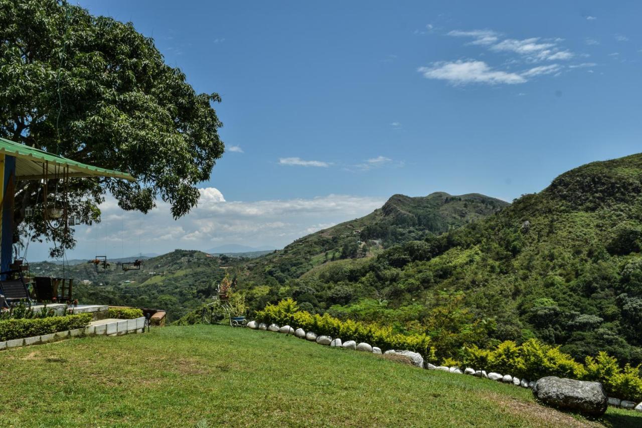 Bosque El Descanso Jamundí エクステリア 写真